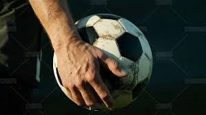 内马尔社媒向球迷致歉：联赛最后阶段加油，为我送点感到抱歉